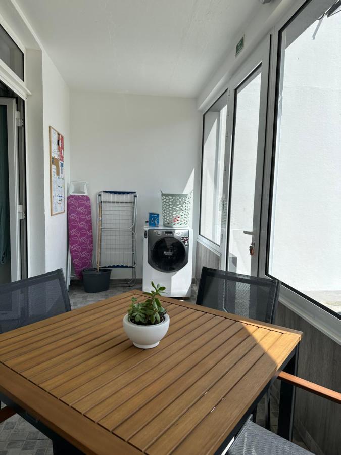 Paradise Apartments I Санта-Круш-даш-Флореш Екстер'єр фото