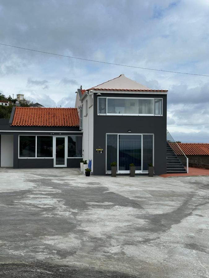 Paradise Apartments I Санта-Круш-даш-Флореш Екстер'єр фото